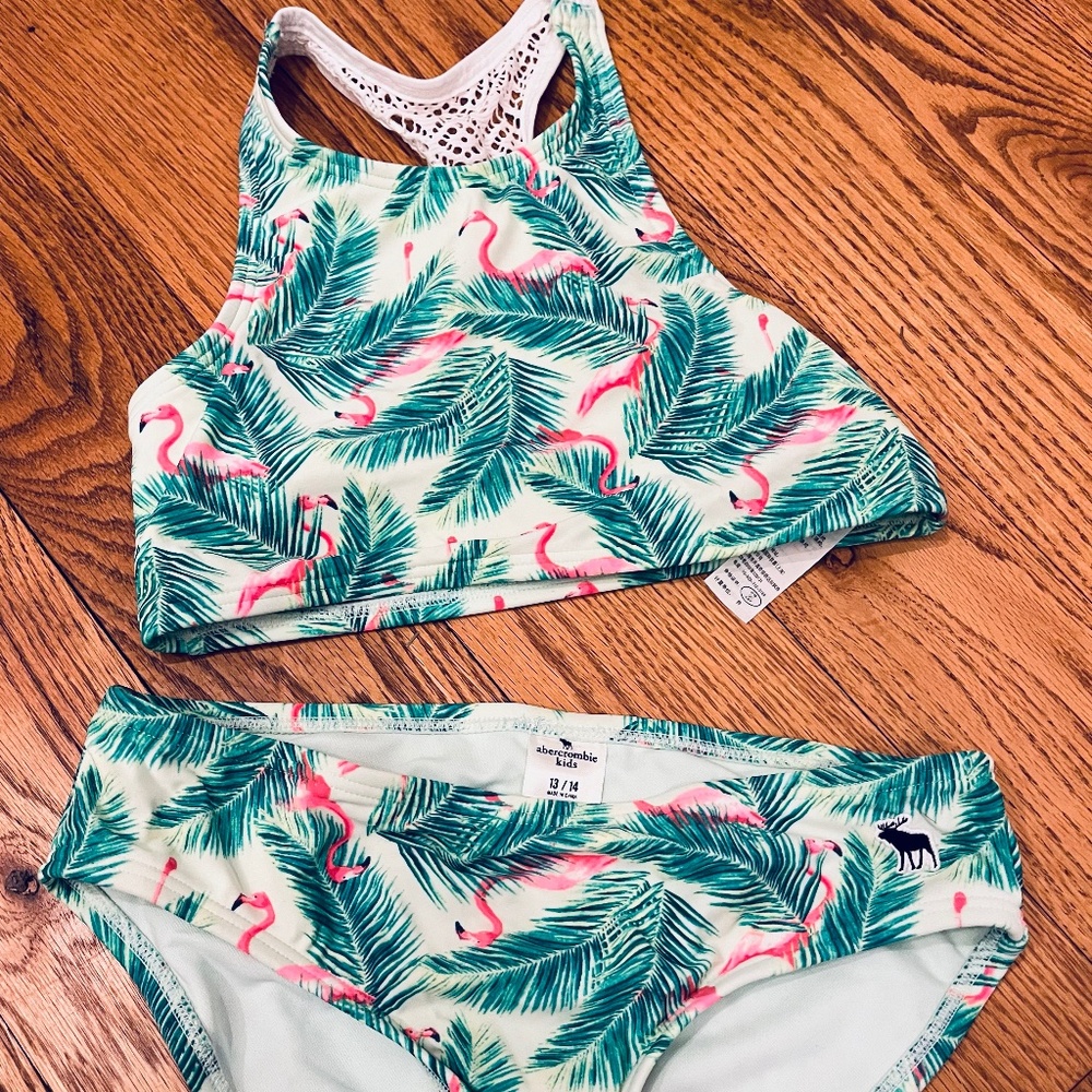 Ex. Condition!! Girls Ambercrombie KidsFlamingo 2 pc Bikini Swim Suit Size 13/14